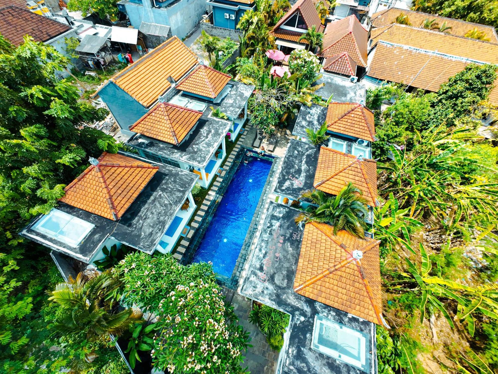 Bali Stuti Jimbaran Inn エクステリア 写真