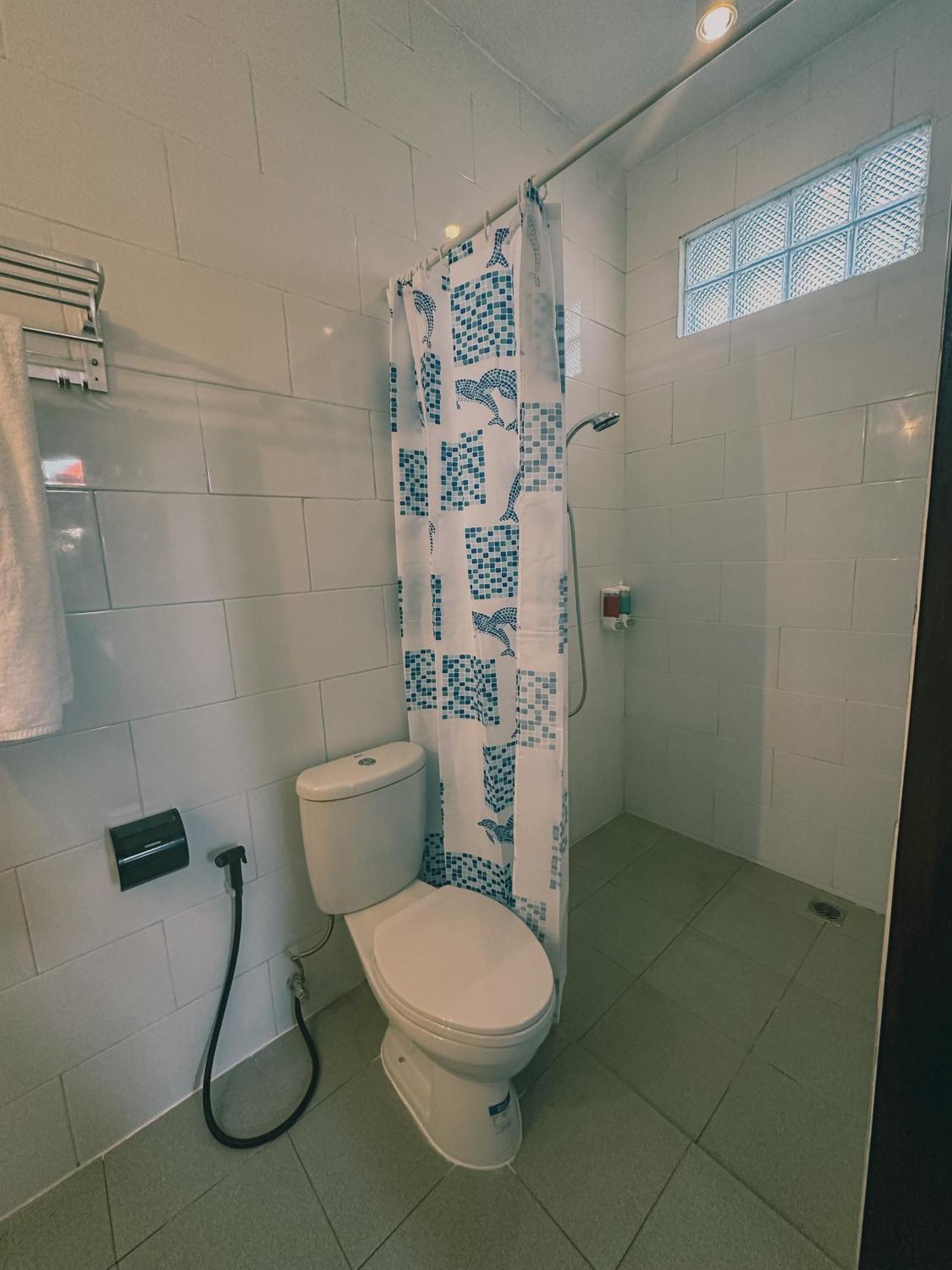 Bali Stuti Jimbaran Inn エクステリア 写真