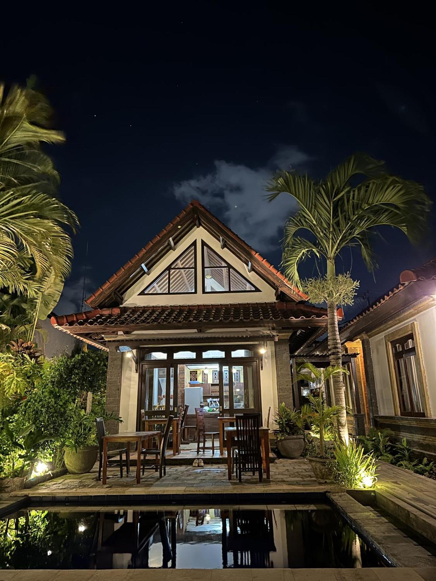Bali Stuti Jimbaran Inn エクステリア 写真