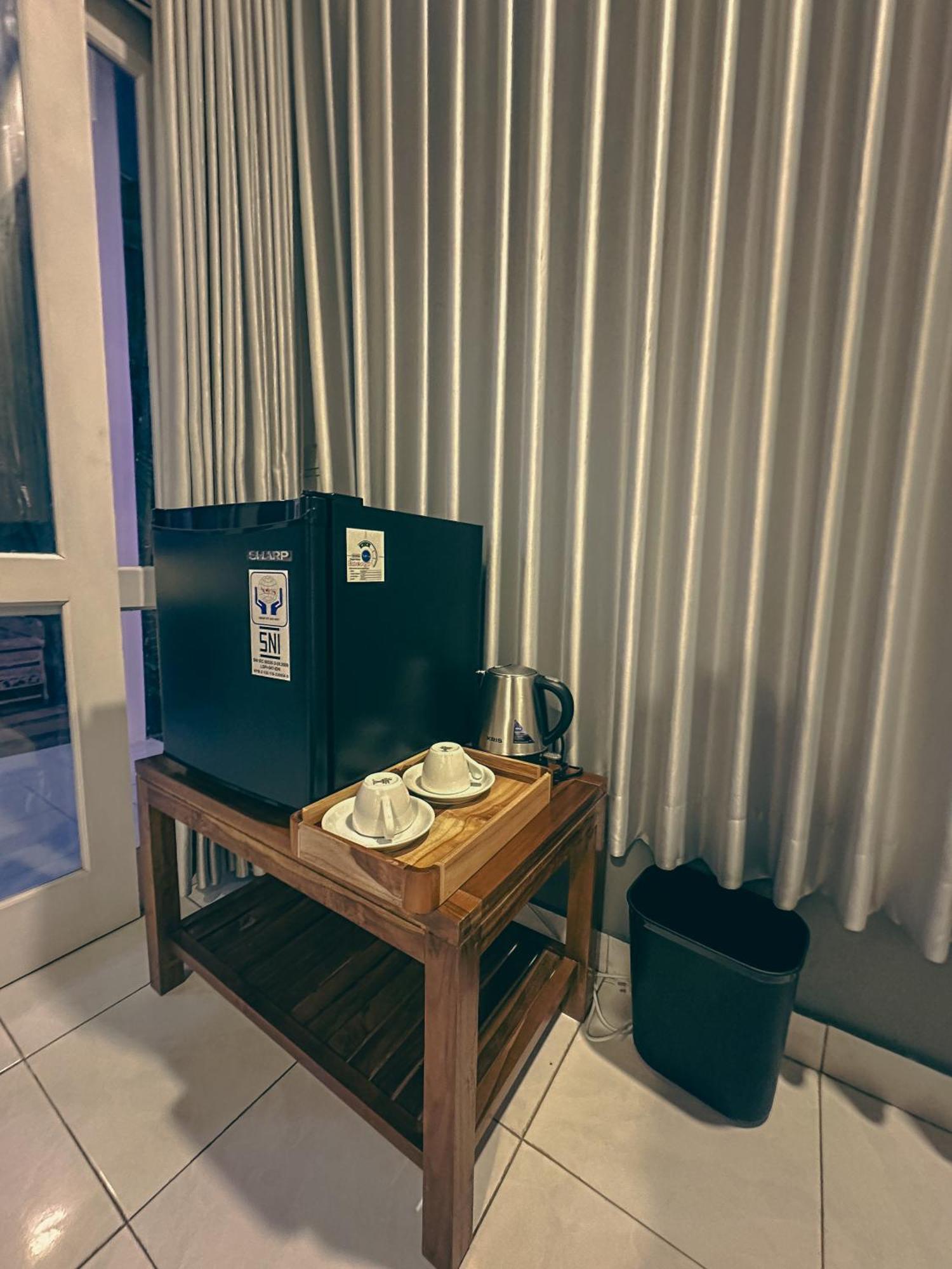 Bali Stuti Jimbaran Inn エクステリア 写真