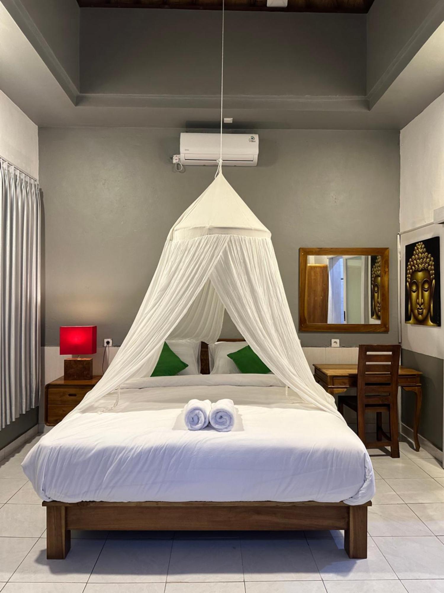 Bali Stuti Jimbaran Inn エクステリア 写真